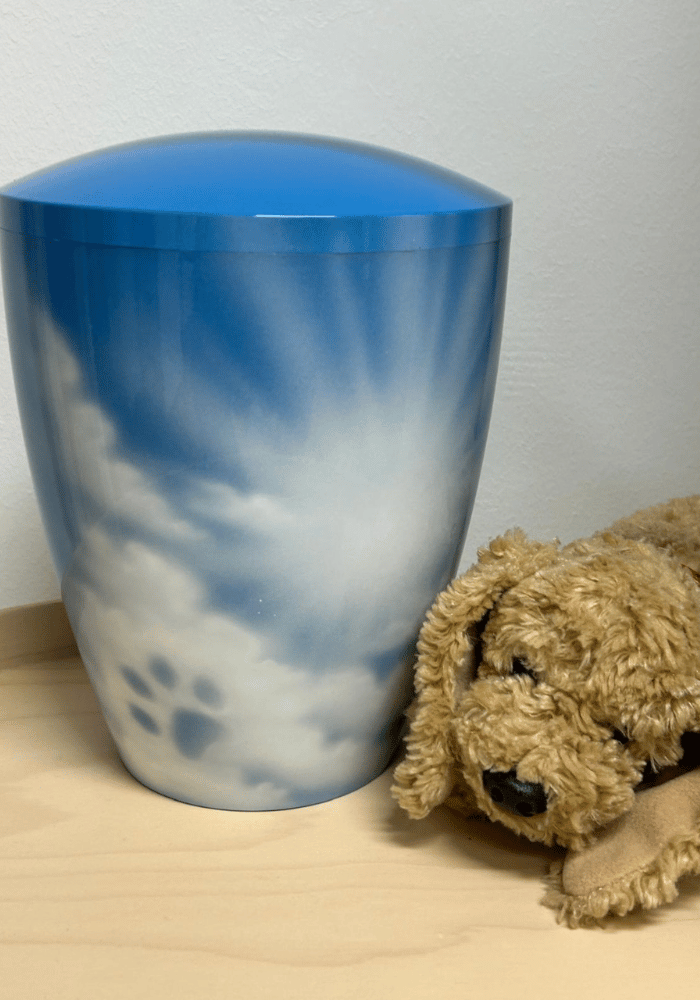 Beispielurne der Tierbestattung Fell und Flügel.